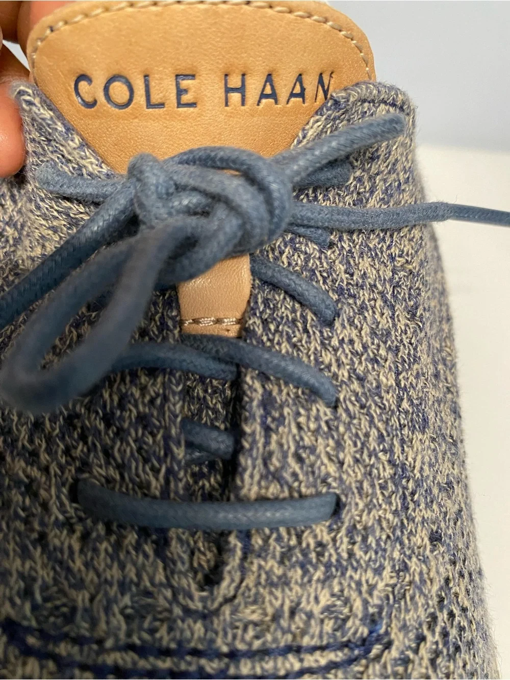 Cole Haan Men's Gray-Blue Knit Oxford with Tan Accents | Size 8.5